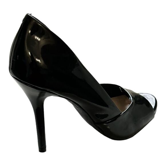 BCBGENERATION Women’s Izzie 2 Patent Leather Pumps in the Size 8M - Picture 9 of 16